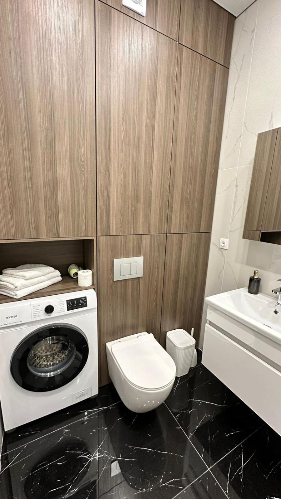 Новые Апартаменты Тандау Туран 34А Astana Ngoại thất bức ảnh
